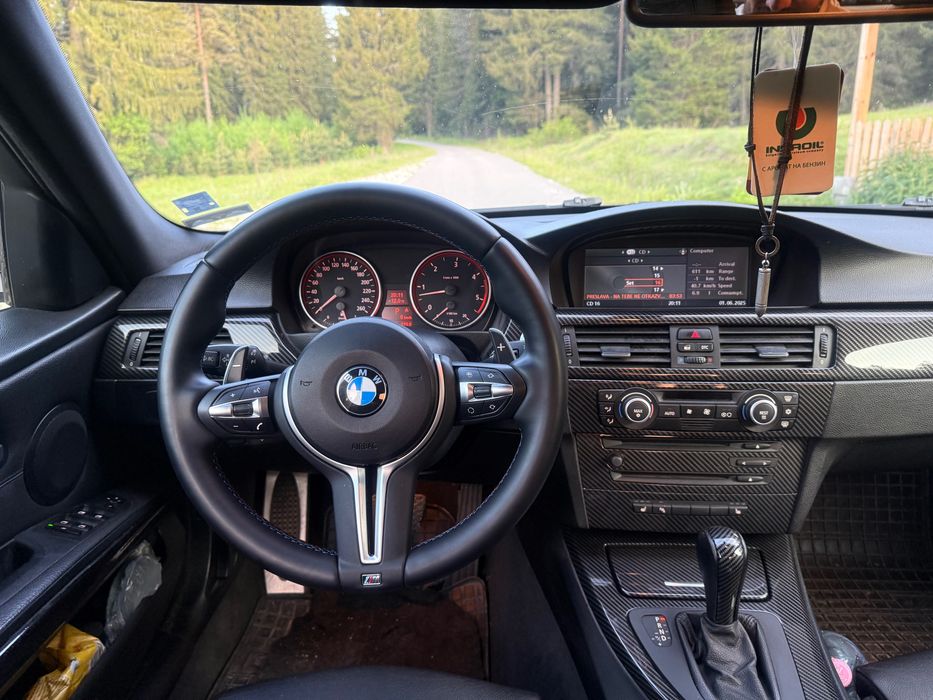 Продавам бмв 335 д