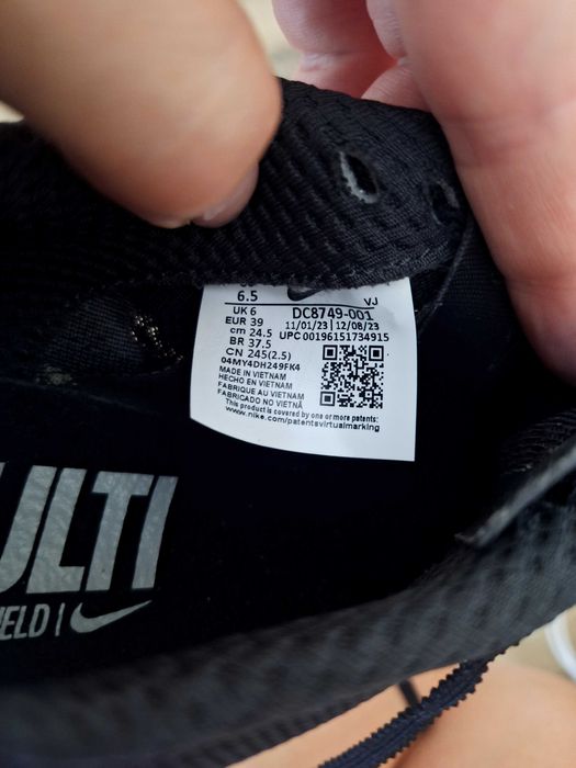 Шпайкове Nike размер 39