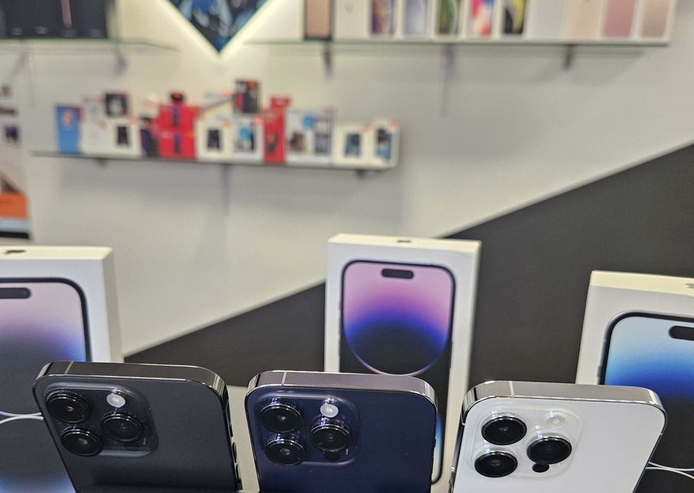 Iphone 14 Pro / Black/Purple/ 128/256 GB / DeluxGSM