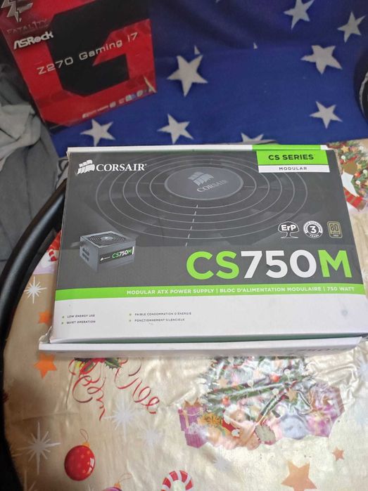 Asrock z270  I7 7700 DDR4 3000 32GB RGB SURSA  750W CS750 Corsair