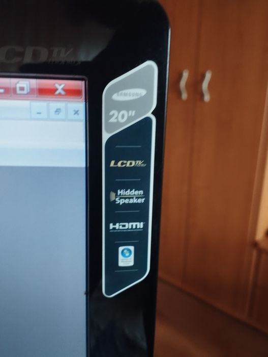 Монитор SAMSUNG с дистанционно