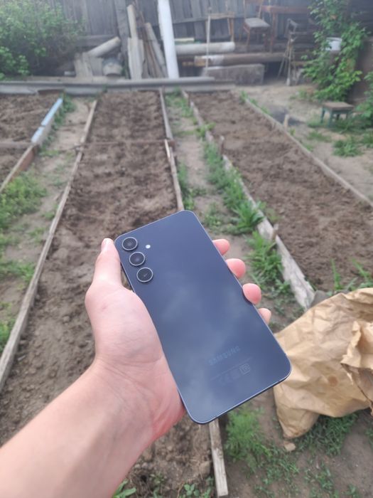 Samsung A55 8/25гб