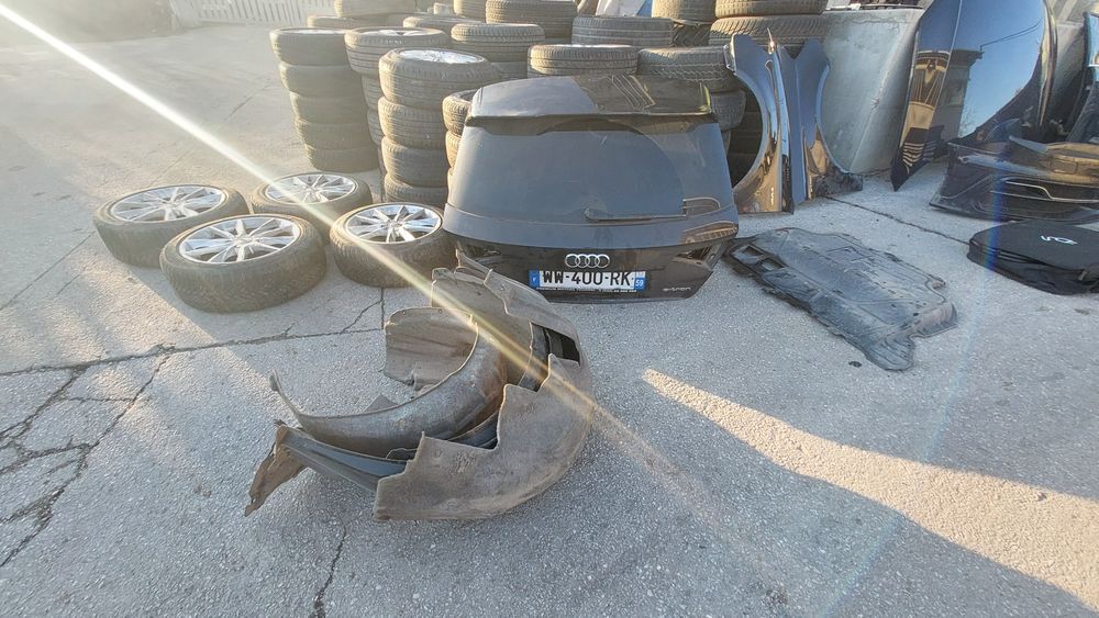 Audi A 3 e-tron 1.4tfsi. 2015