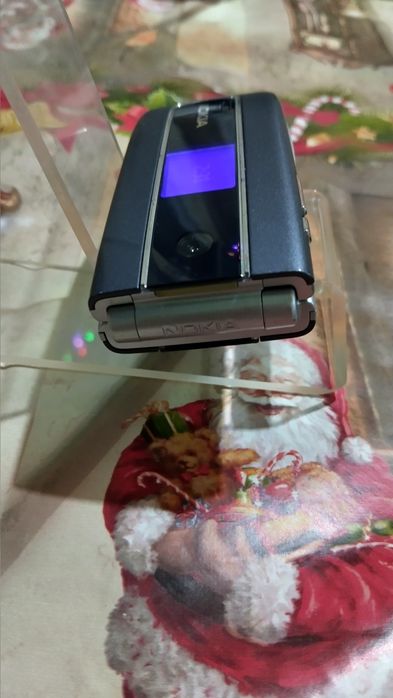 Нокия 3555с отлично запазена работи с всички.