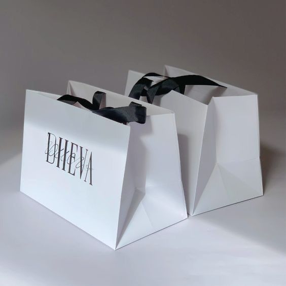 Коробка падарочный пакет