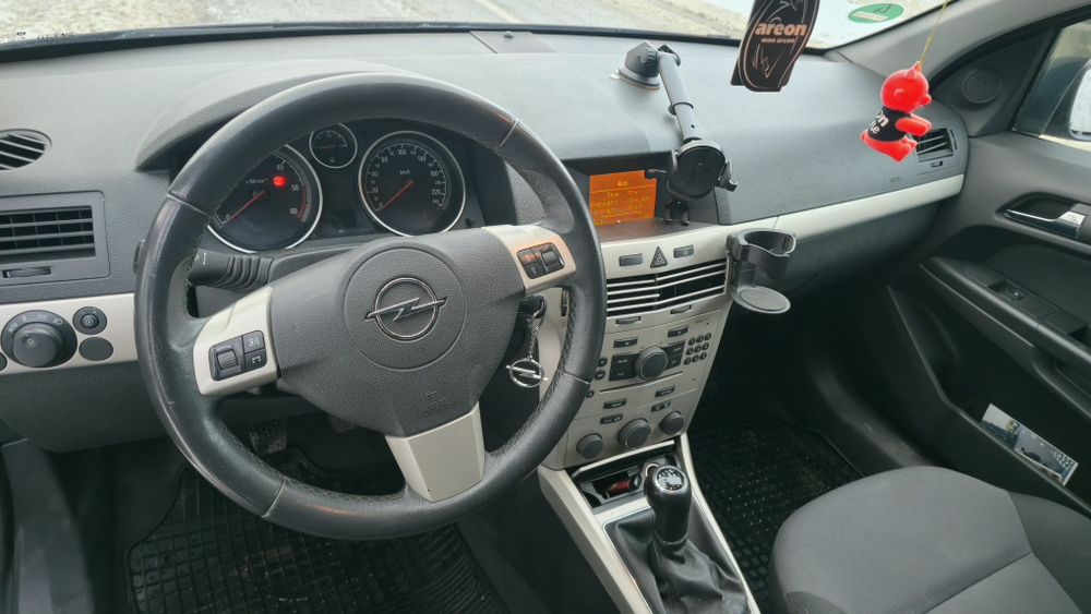 Opel asta 1.7 cdti impecabil