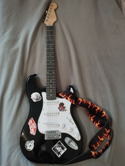 Корейская электрогитара