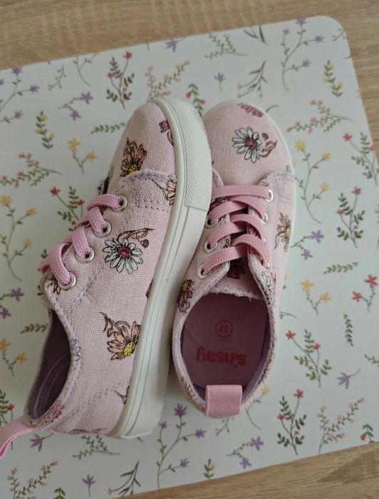 Teniși Sinsay, mărime 27