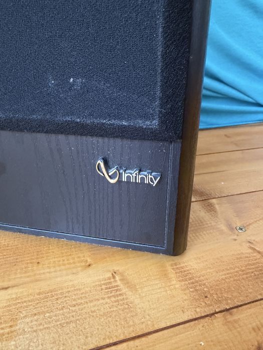 Vand Boxe Infinity 30