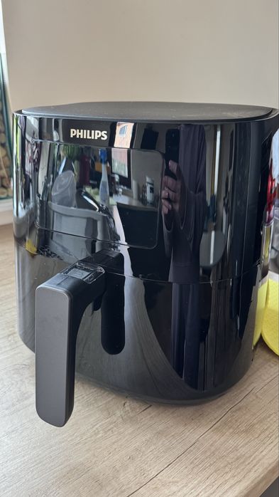 Friteuza cu aer cald Philips HD9280/90