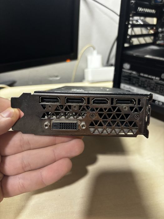 Видео карта GeForce GTX 1070 8GB Founders Edition
