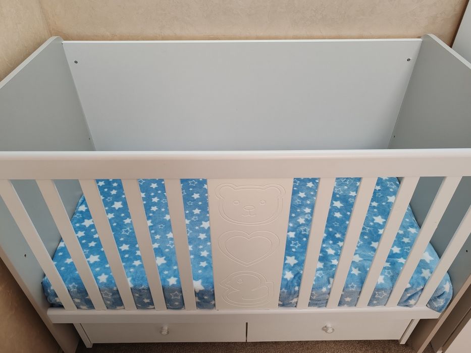 Нова бебешка кошара с  матрак алое