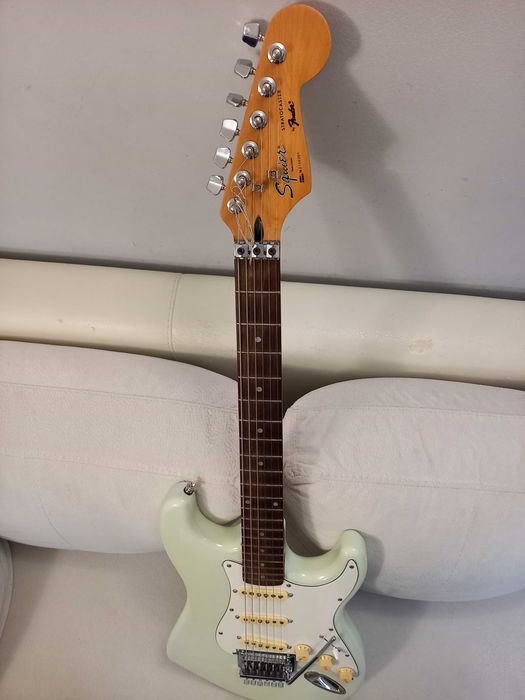 '92 SQUIER Stratocaster MIK