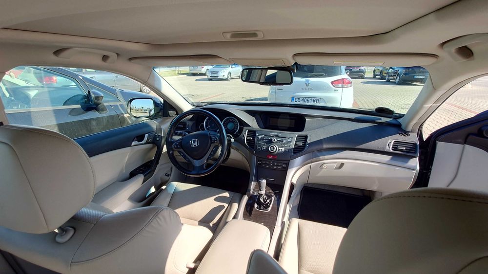 Honda accord 8 2.2 idtec