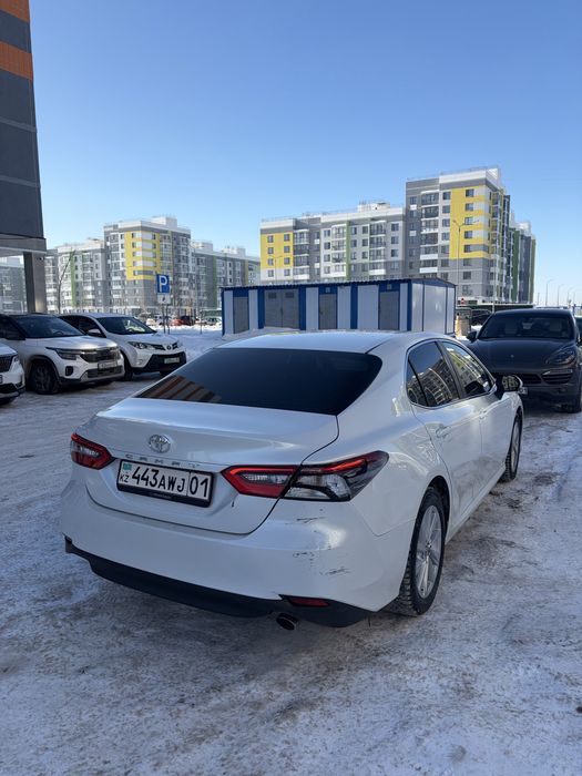 Toyota Camry 75 2023