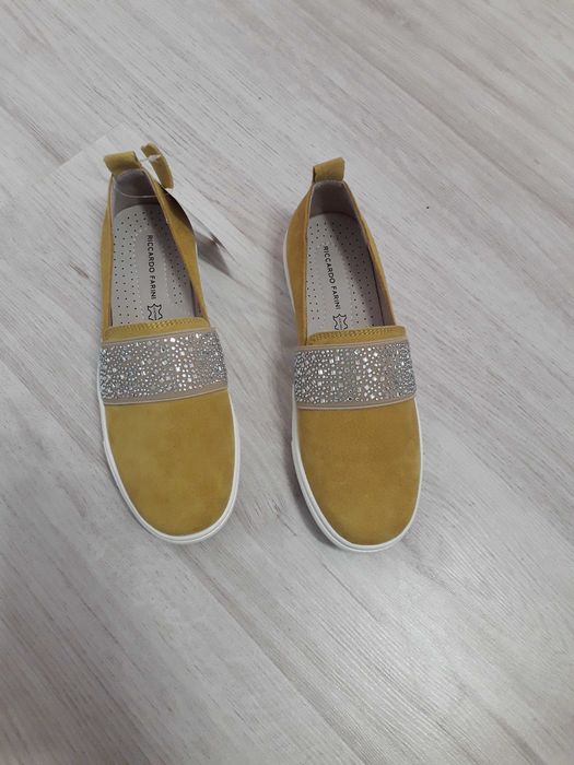 Удобни дамски мокасини от естествен велур