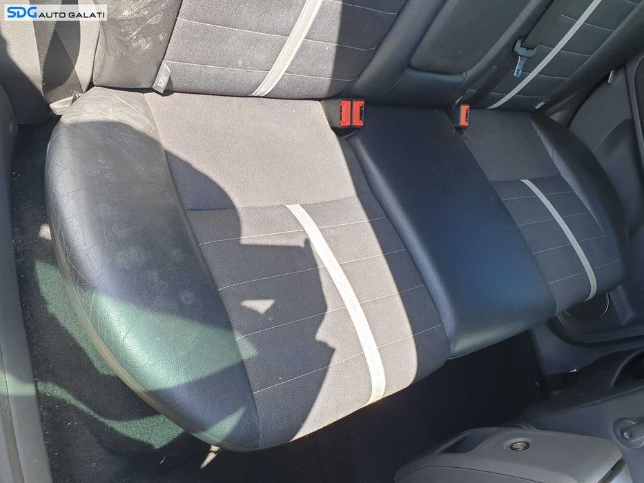 Interior Semipiele Semi Piele Scaun Scaune Fata Stanga Dreapta si Bancheta cu Spatar Ford Kuga 1 2008 - 2013 [C7844]