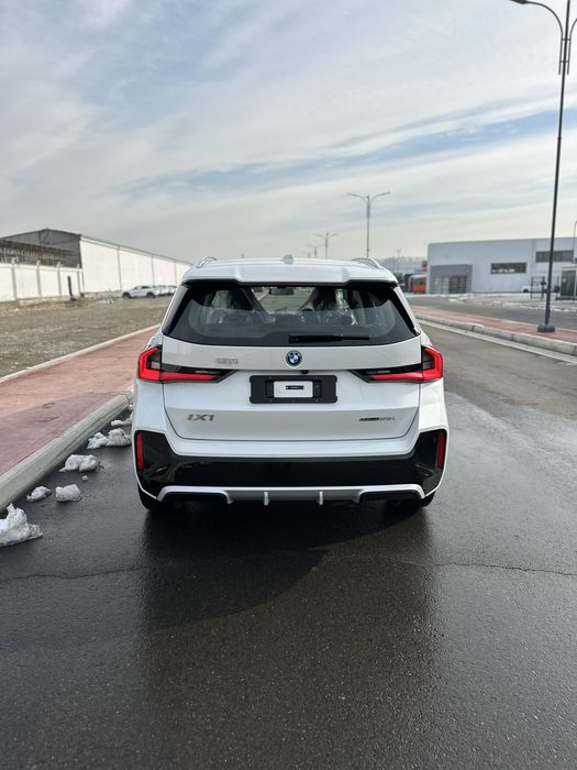 Bmw ix1 25l luxury va m sport