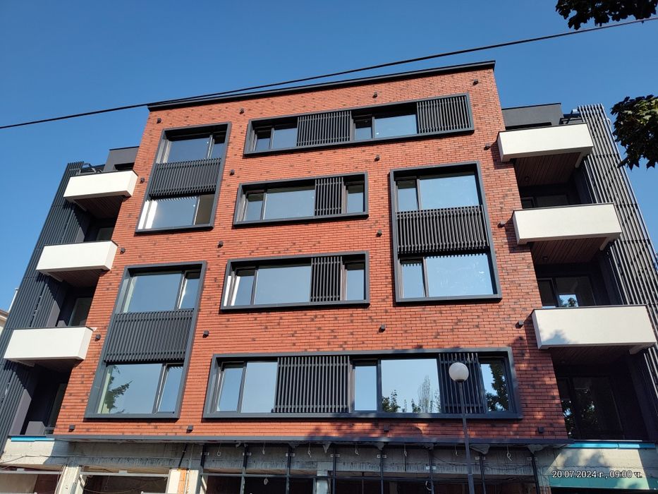 Продава се Двустаен апартамент в Пловдив, Коматевски възел - 80 кв.м за 1438 €/кв.м - Снимка #1