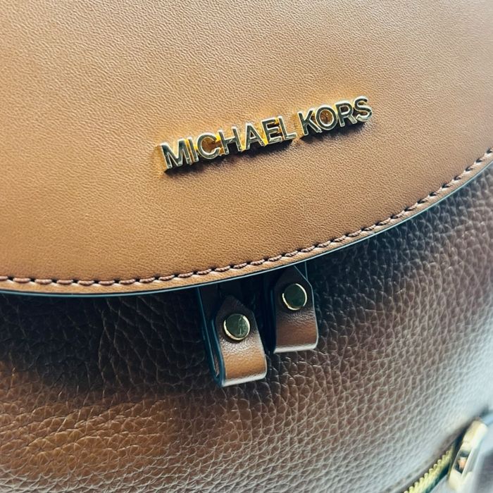 Michael Kors Jet Set дамска раница