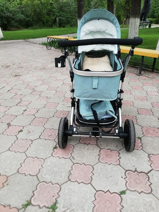 Продам коляску универсальную