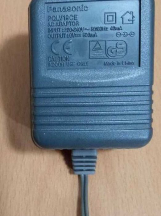 Vând 2 Alimentatoare PANASONIC