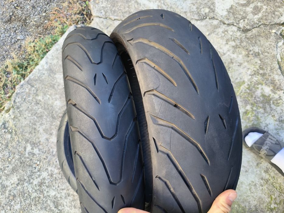 Pirelli Angel ST