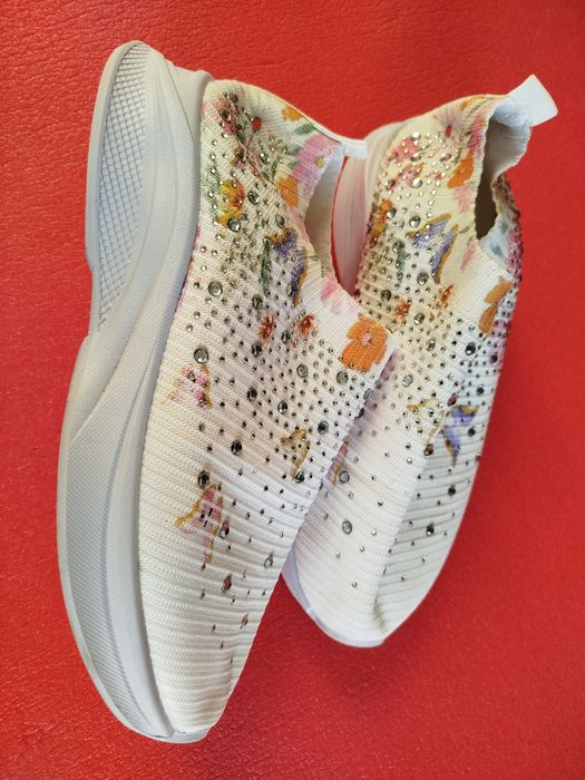 Дамски маратонки