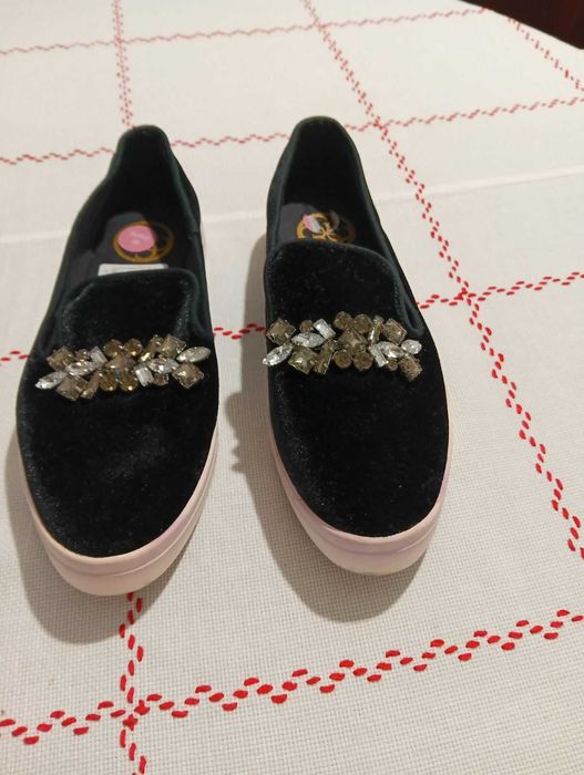 Дамски кецове GUESS