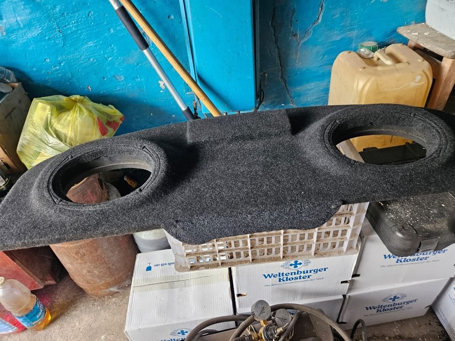 Подиум задний на приору(полка)