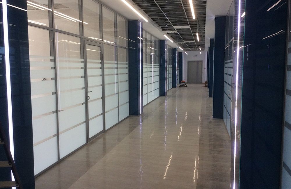 Калёное стекло, алюкобонд, туникабонд, стеклянные перегородки, алкафон