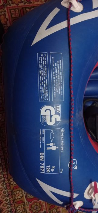 Лодка ПВХ.В хорошем состоянии.