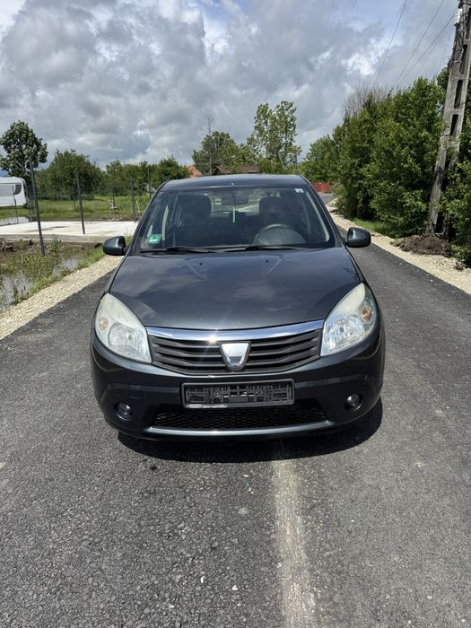 Dezmembrez Dacia Sandero , Logan 2005-2012 euro 3,4,5 1.4 1.6 1.5