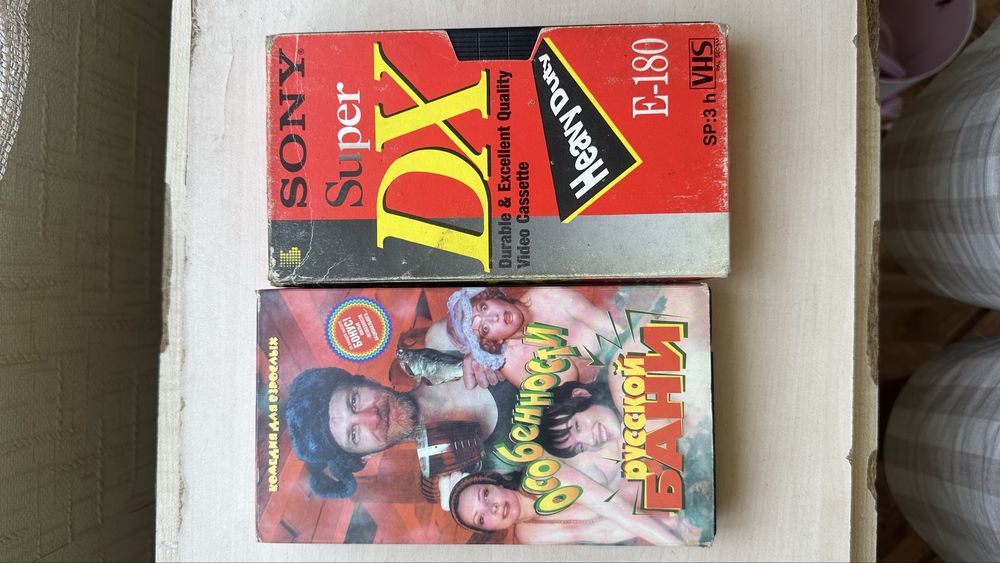 Видеокамера Sharp VHS-C (ViewCam) с чехлом и сумкой