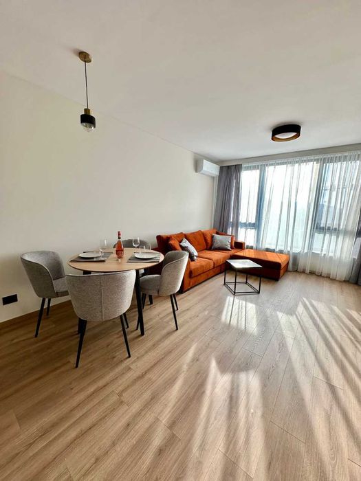 Дава се под наем Двустаен апартамент в София, Кръстова вада - 72 кв.м за 825 € - Снимка #2