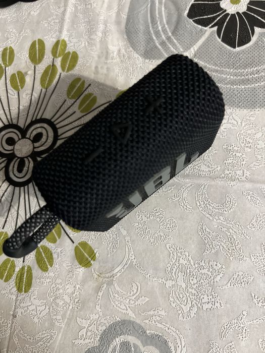 Колонка JBL go3 новая