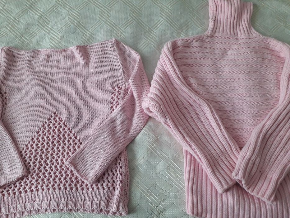 2 Дамски плетени блузи/разови/