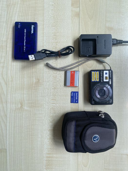 Sony DSC W130  compact pachet complet