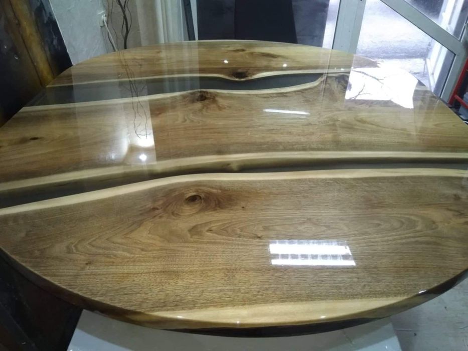 Плотове и маси от масив и епоксидна смола