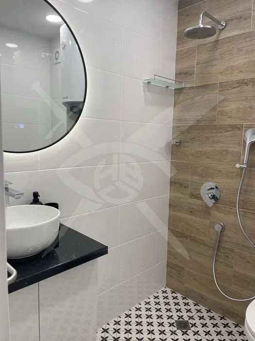 Дава се под наем Двустаен апартамент в к.к. Св.Св. Константин и Елена - 62 кв.м за 500 € - Снимка #4