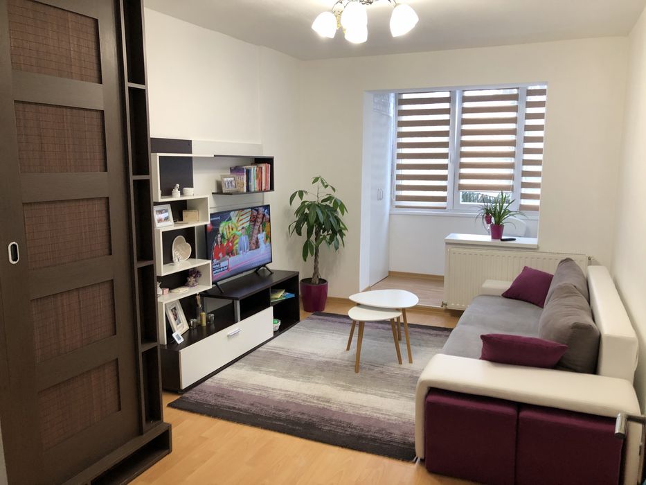Inchiriez apartament cu 2 camere, Tudor Shoping Citty