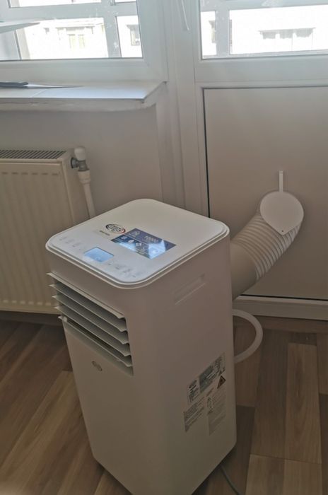 Aparat aer conditionat portabil
