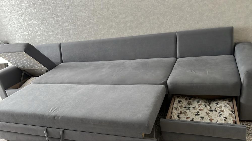 Продам диван 4 метра