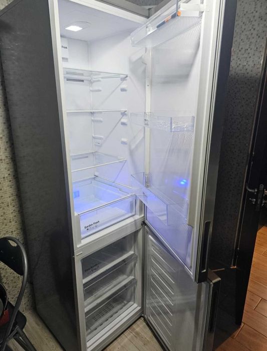 Frigider nou artic consum mic