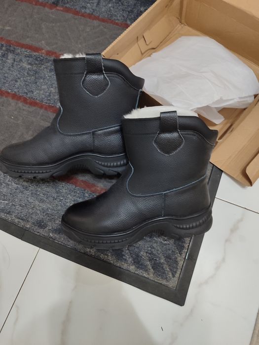 Ботинка новый мужская