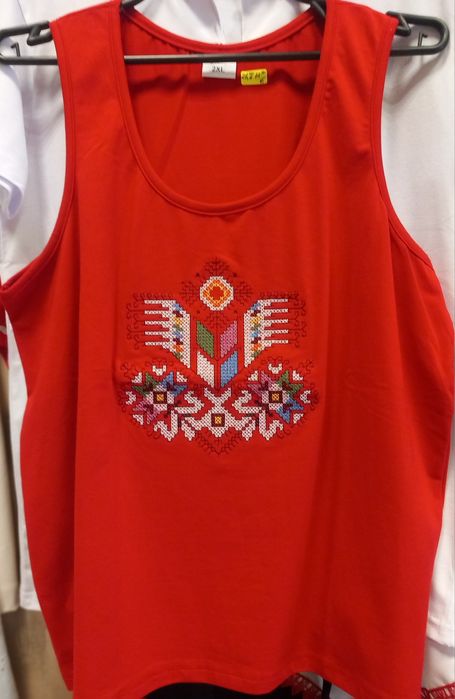 Тениска с шевица