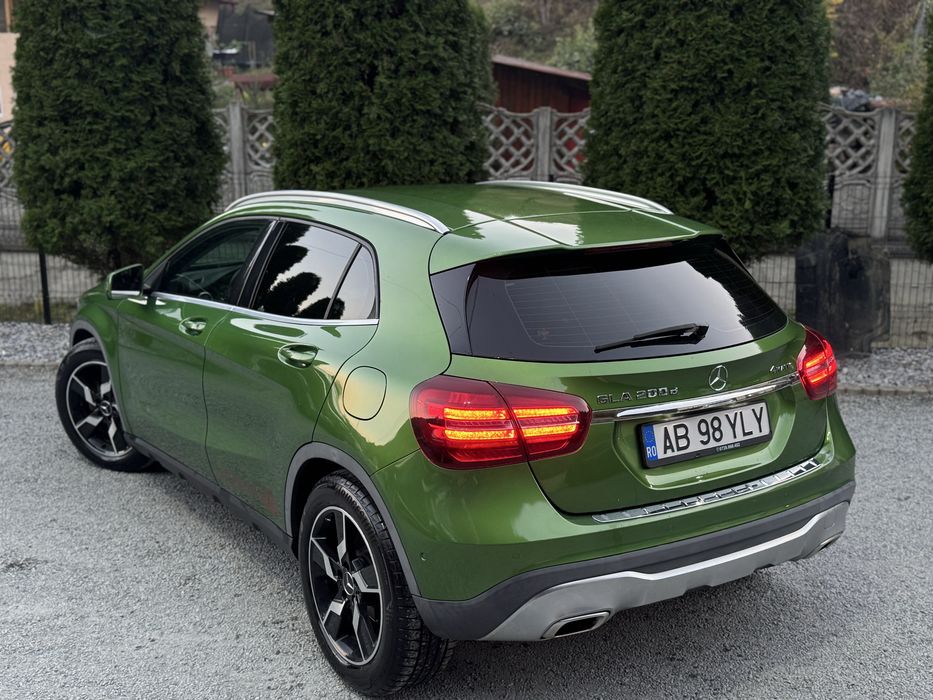 MERCEDES-BENZ GLA 2017 — imagine 3