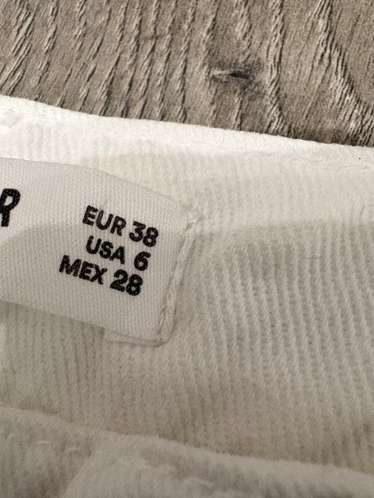 Дънки на pull and bear