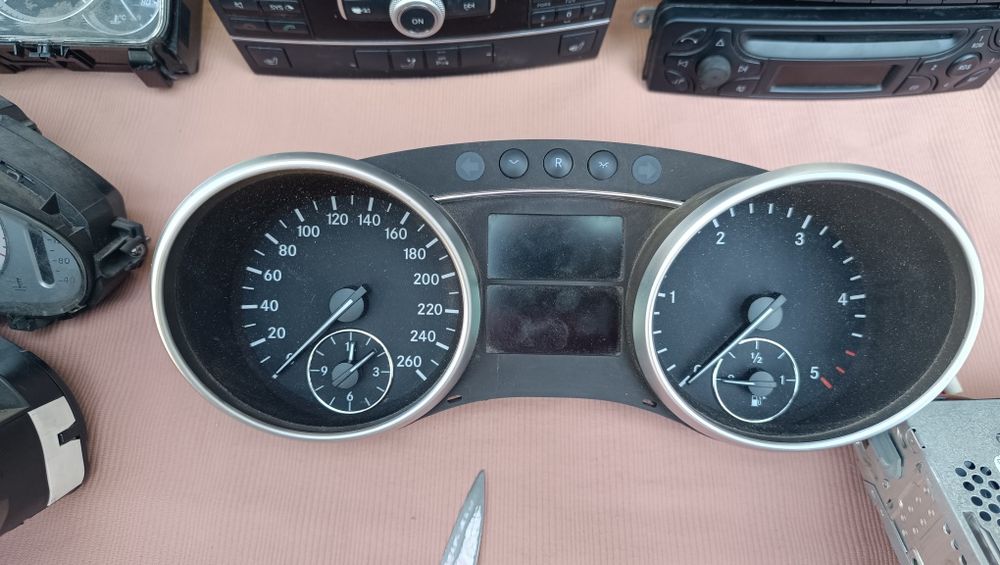 Километражи ,сд и навигации за Мерцедес w210 w212 w203,Порше,Ауди Сеат