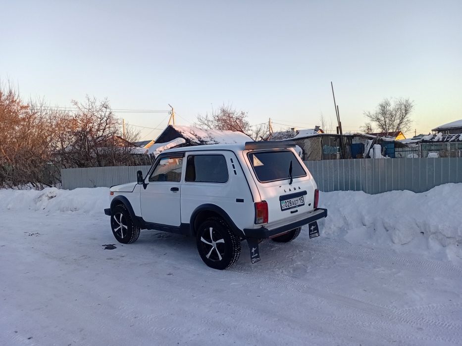 Продам автомобиль нива